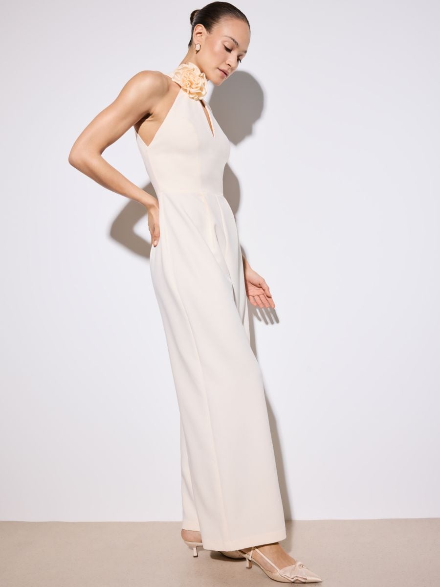 Kombinezon z kwiatem 3D