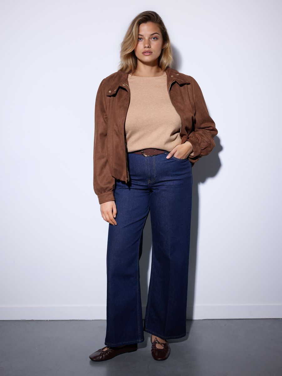 Brązowa kurtka typu biker