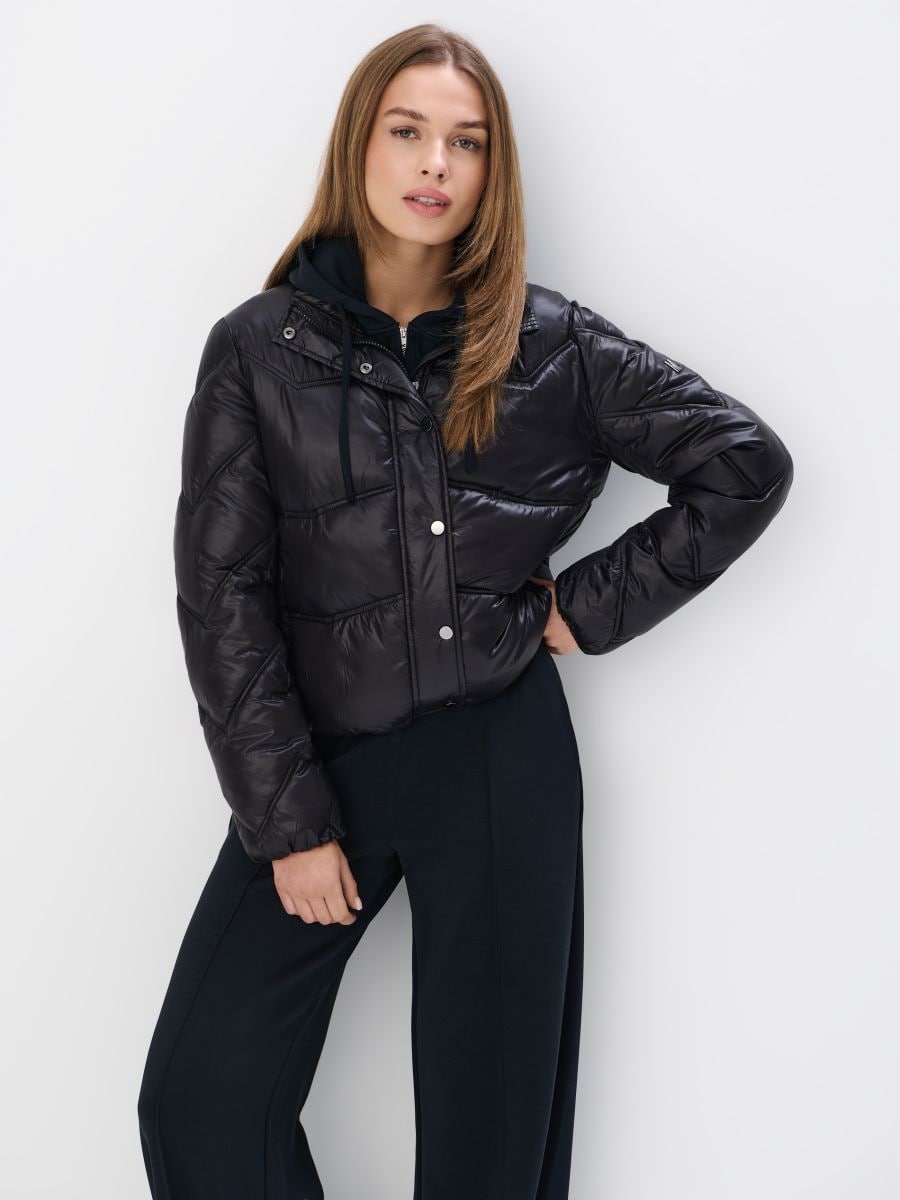 Kremowa kurtka puffer