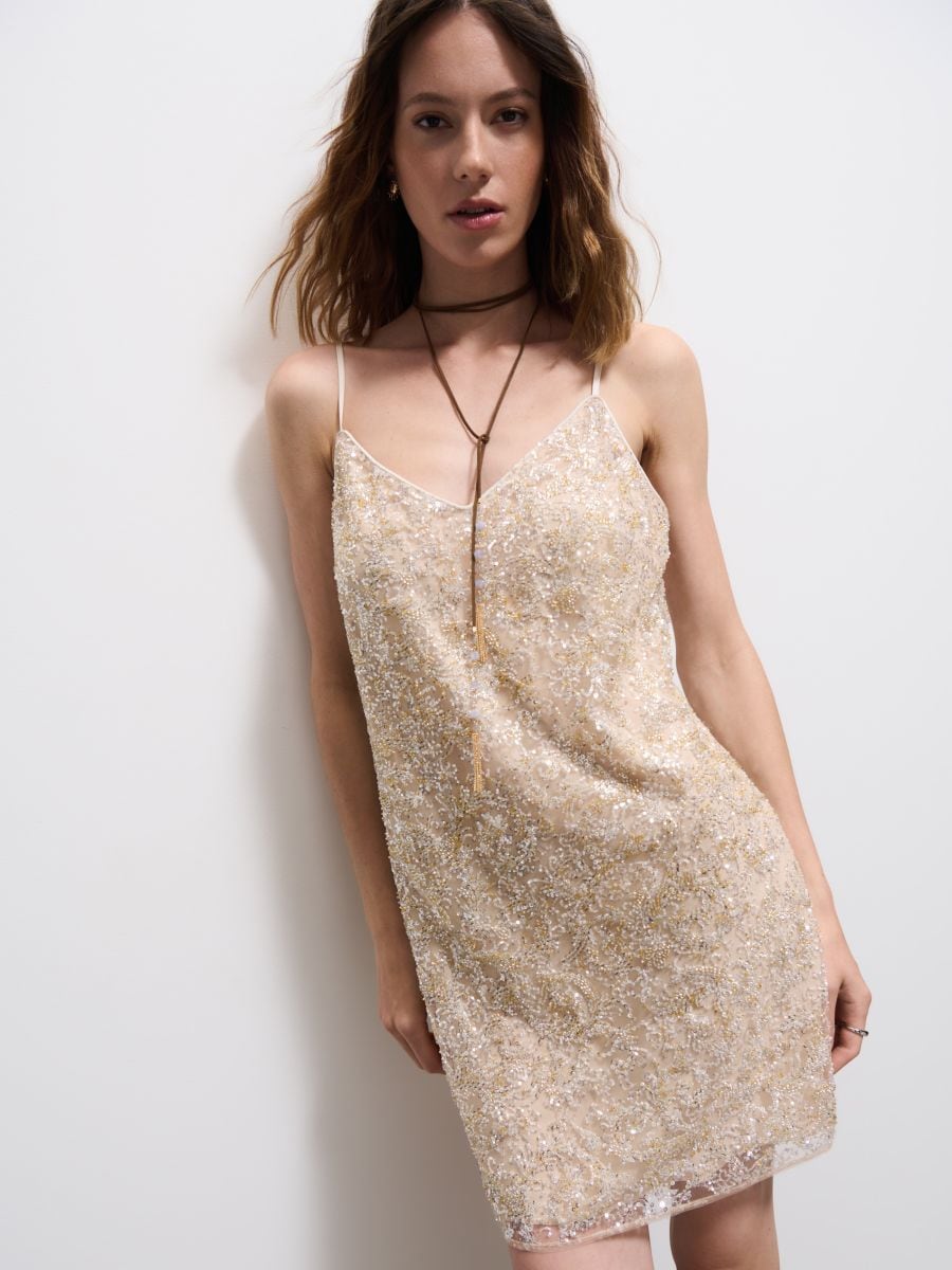 Cekinowa sukienka mini