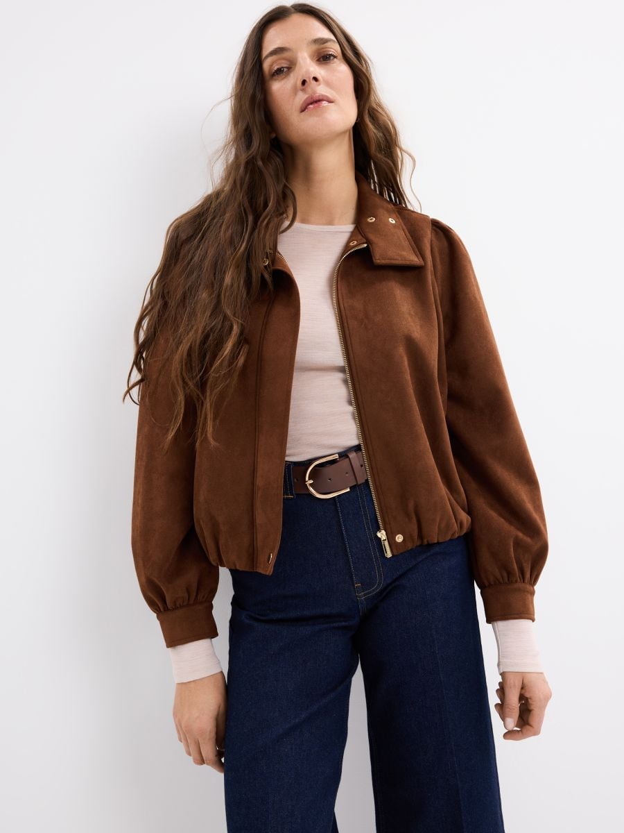 Brązowa kurtka typu biker
