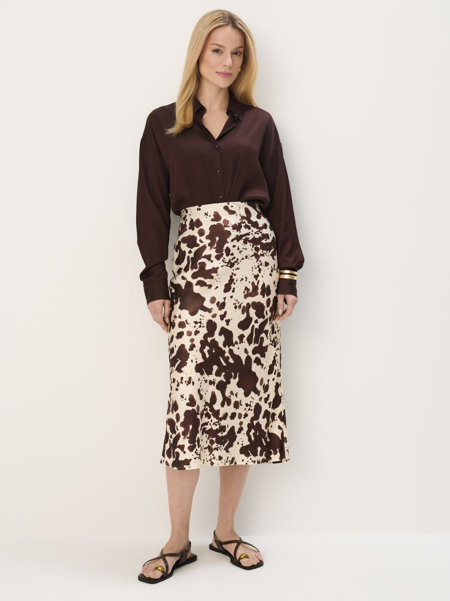 Satynowa spódnica midi z wiskozy