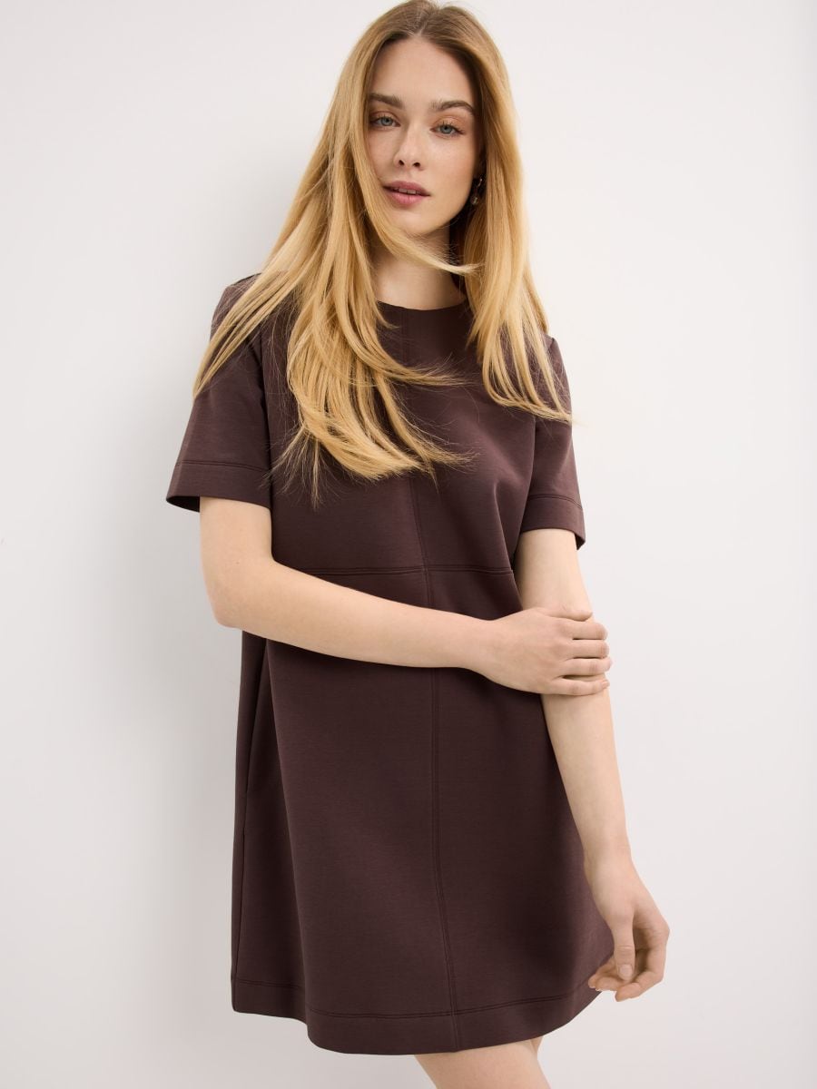Czekoladowa sukienka mini
