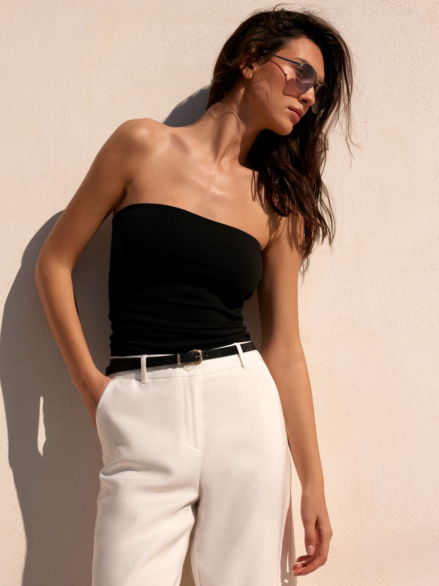 Dopasowany biały top