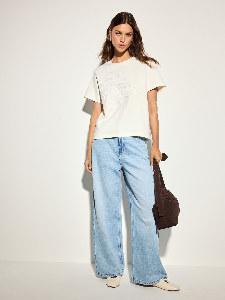 Bawełniany t-shirt z haftem