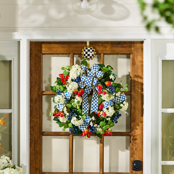 Courtly Check Wreath Hanger
