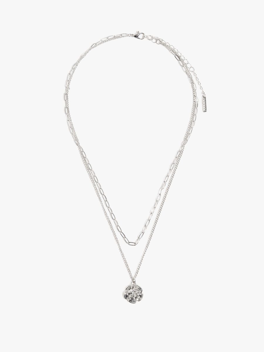 Podwójny naszyjnik z zawieszkami