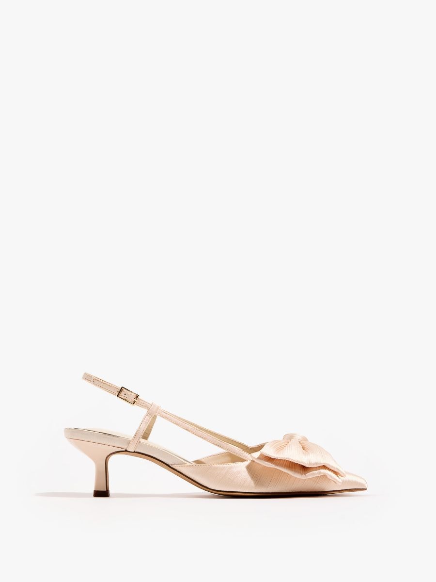 Czółenka z kokardą