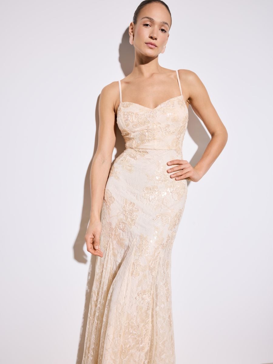 Sukienka maxi na ramiączkach