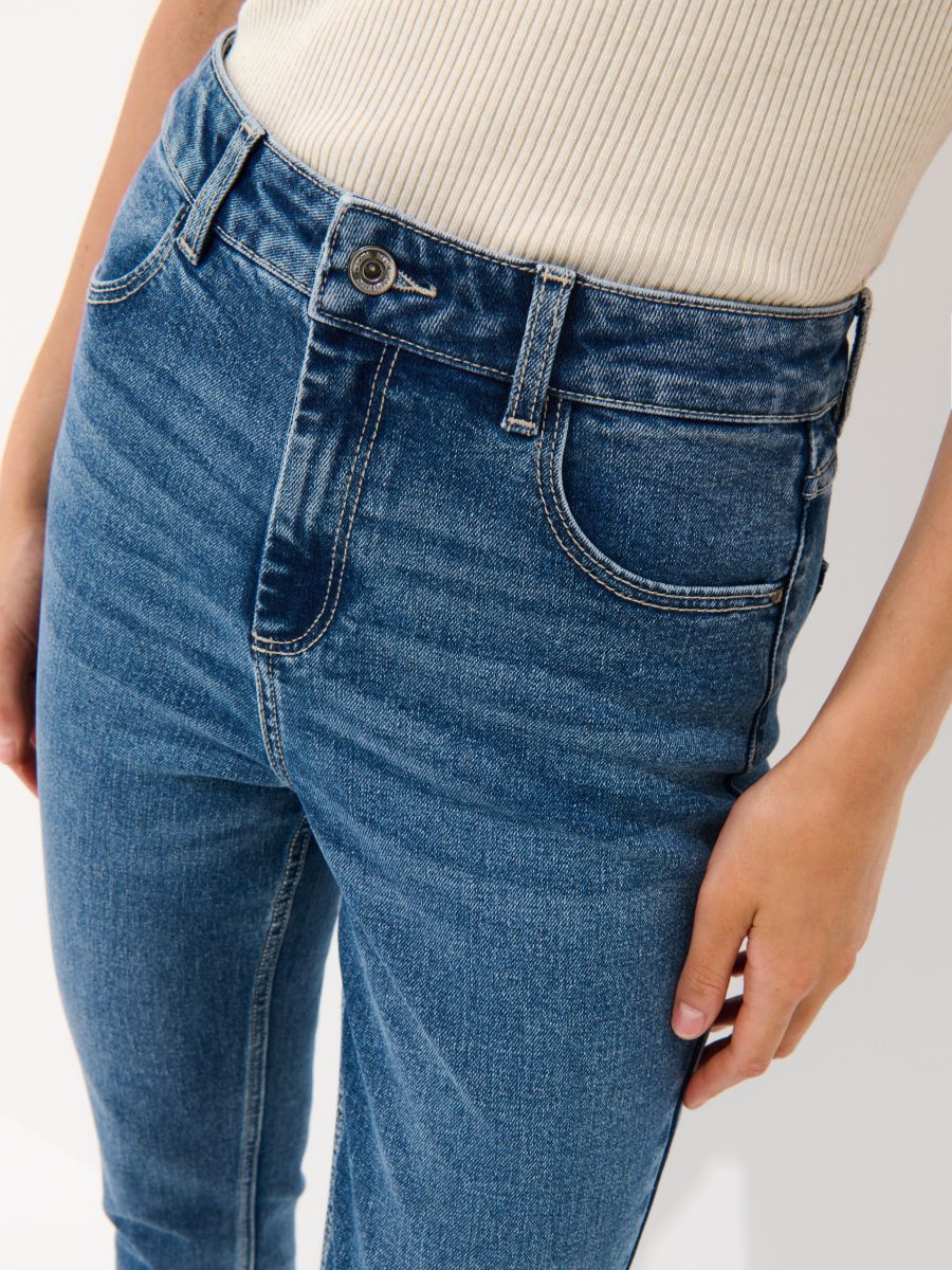 Jeansy mom slim