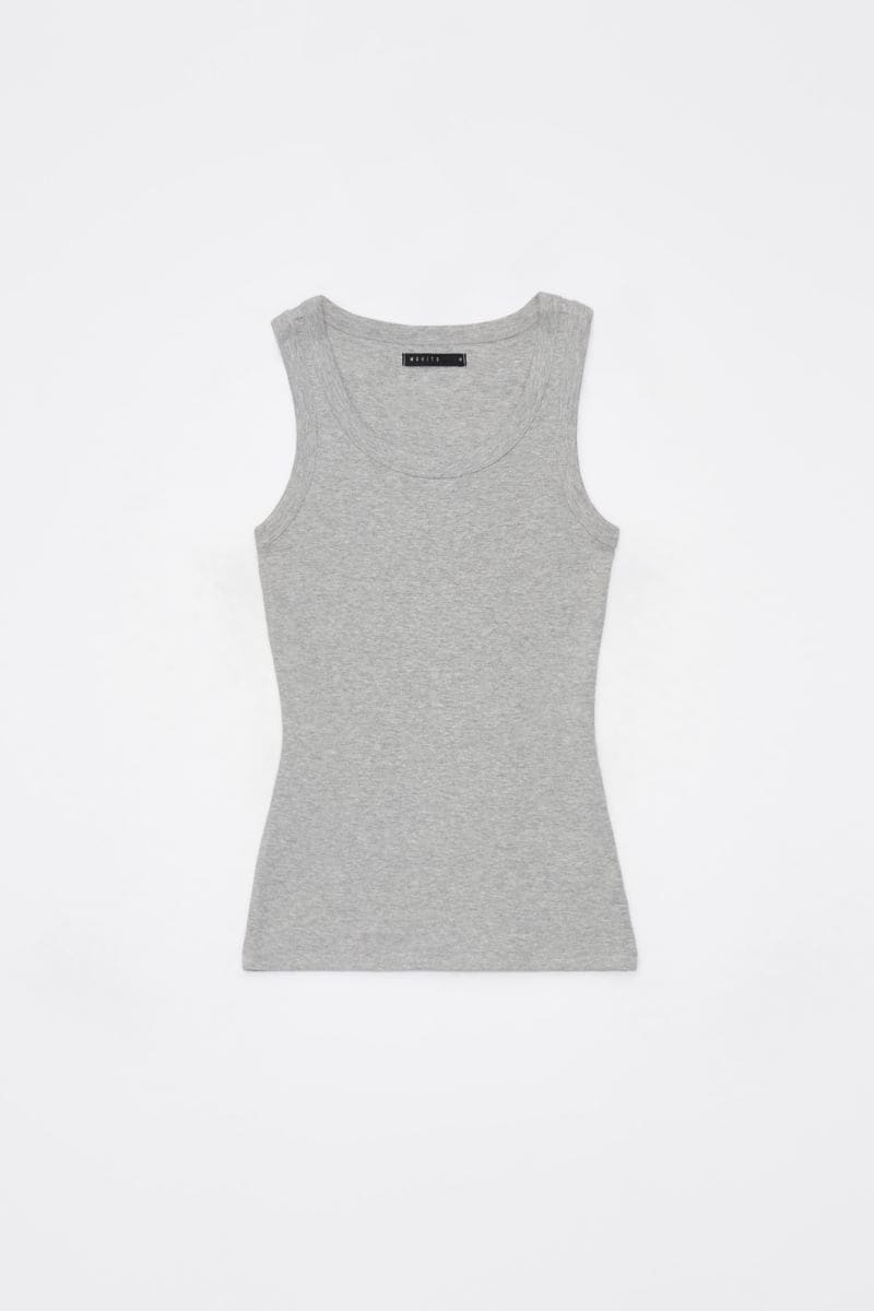 Biały dopasowany top