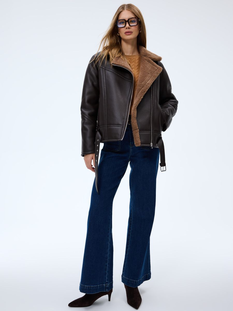 Czekoladowa kurtka z futerkiem