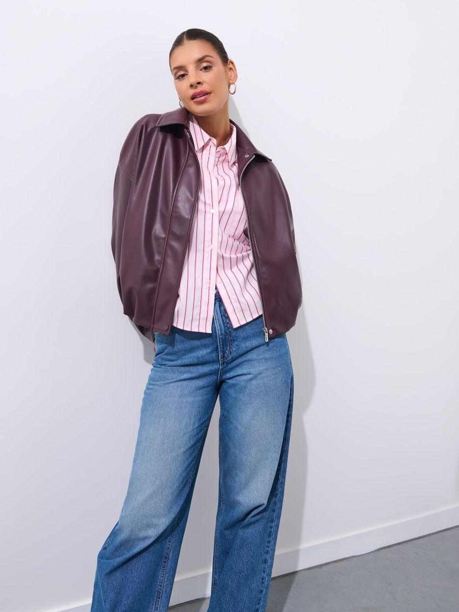 Burgundowa kurtka oversize