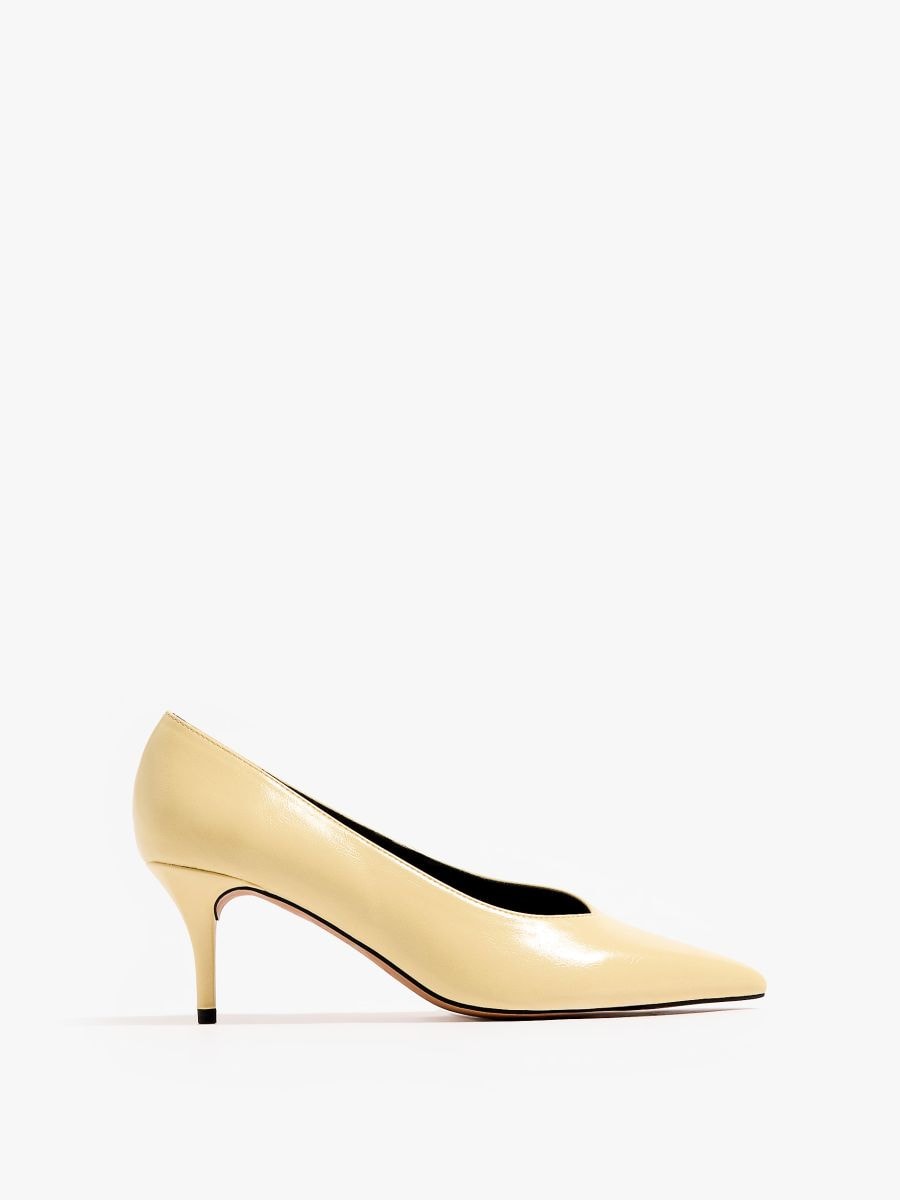 Czółenka na obcasie