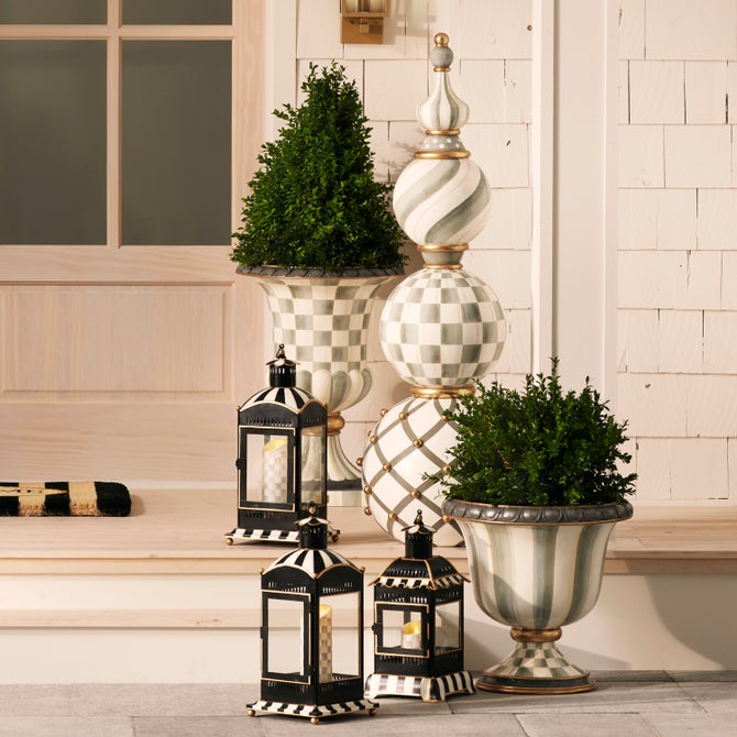 Courtly Stripe Small Candle Lantern