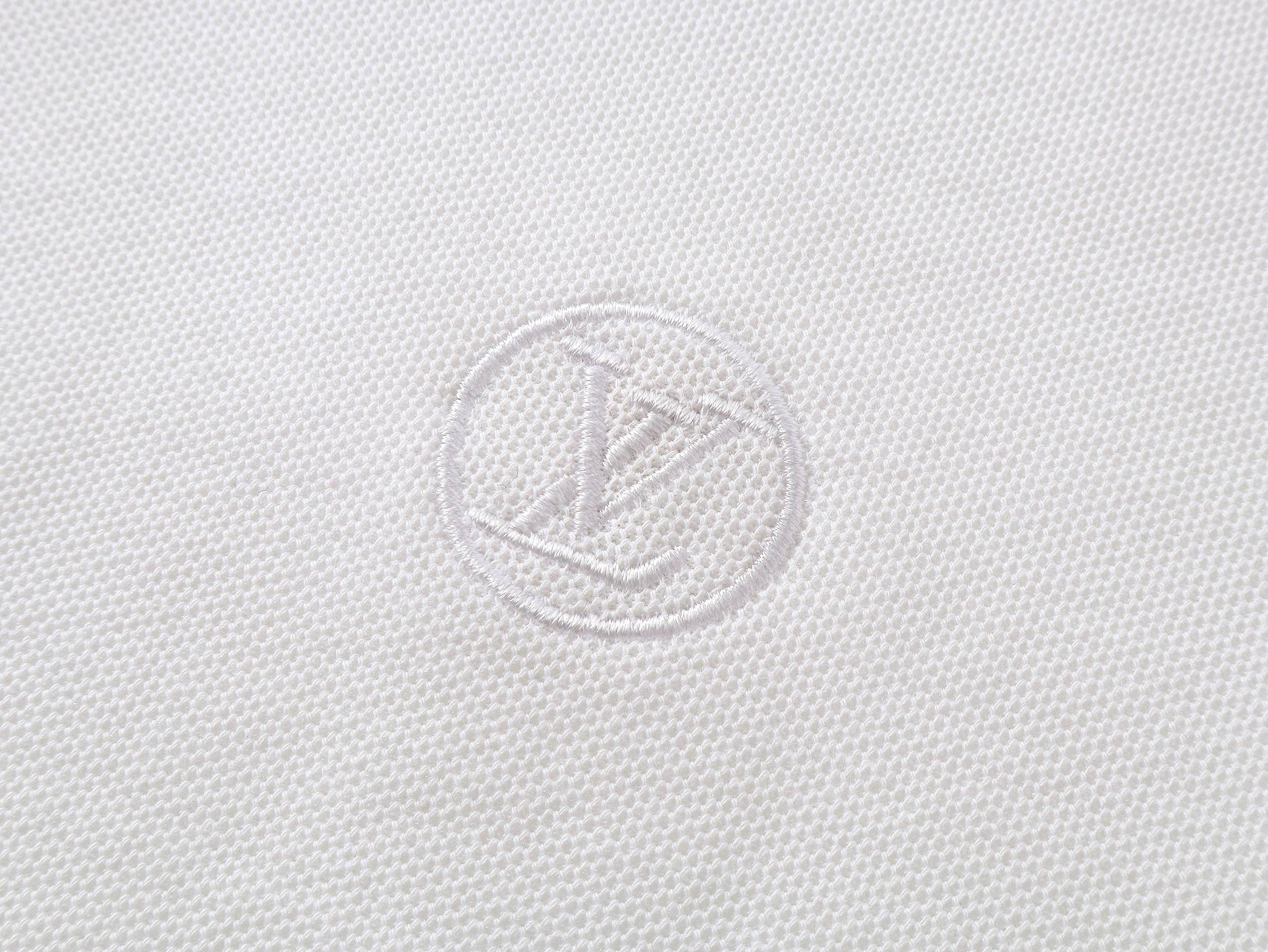 LV clothing-170