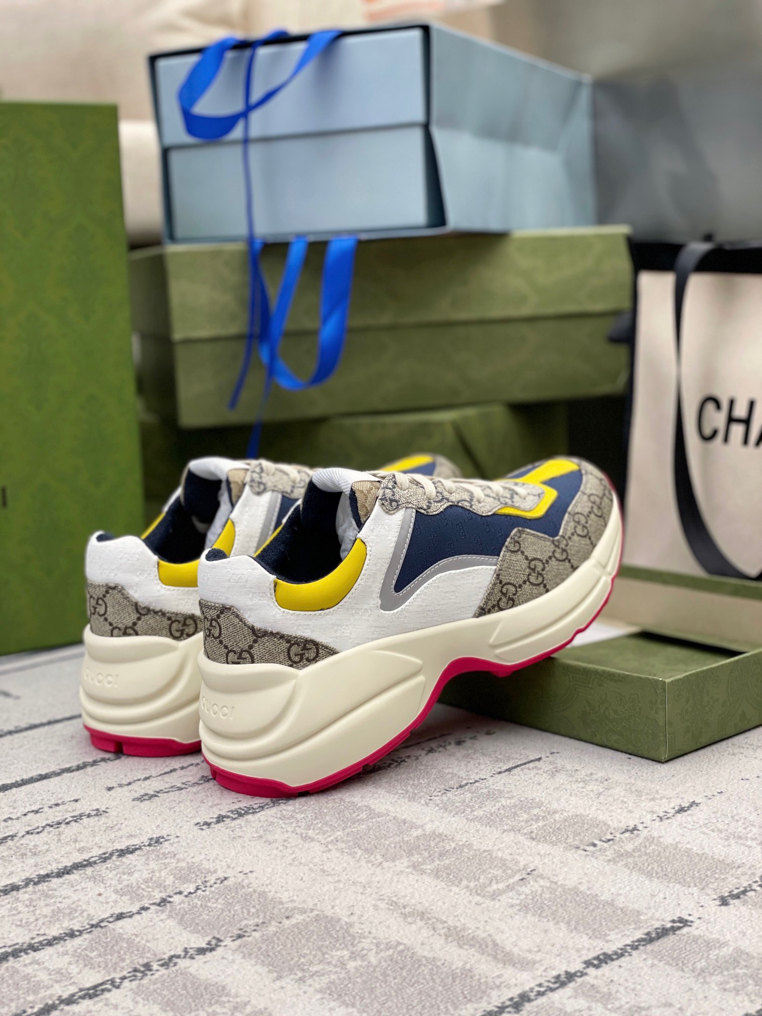 Gucci Sneakers-204