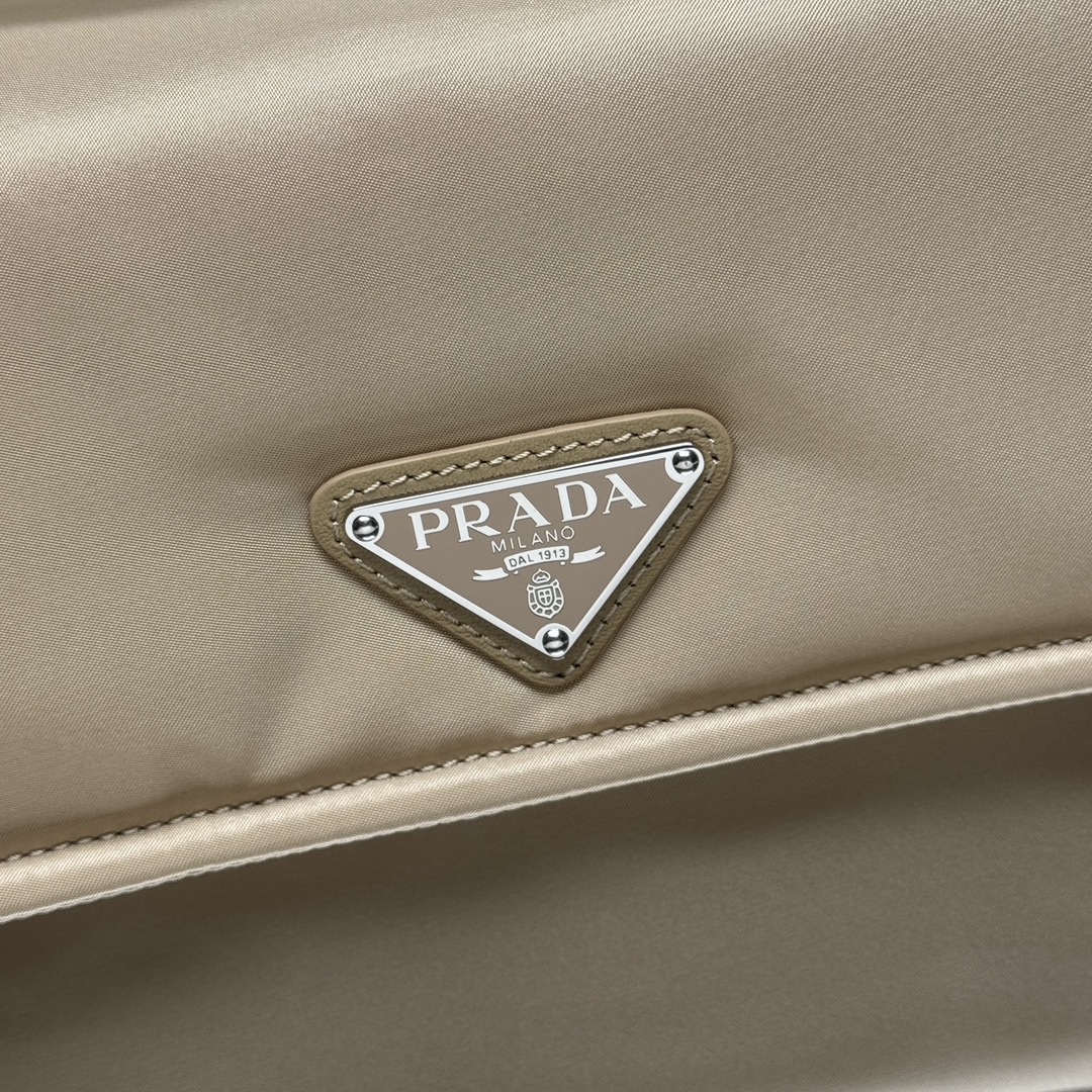 Prada bag-101