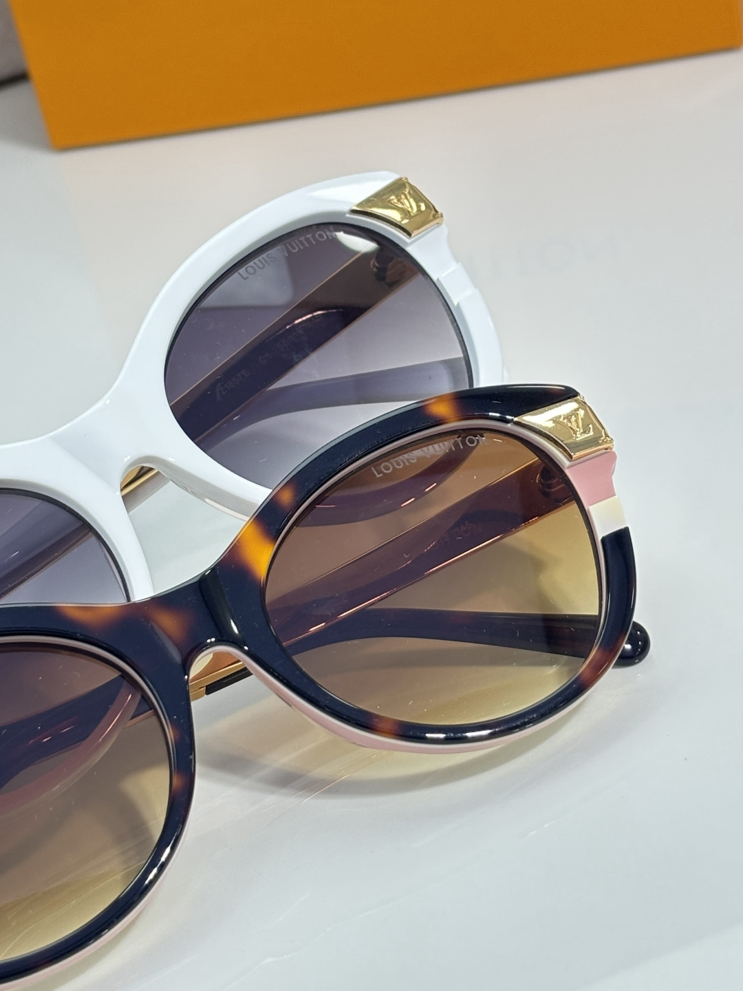 LV glasses-53