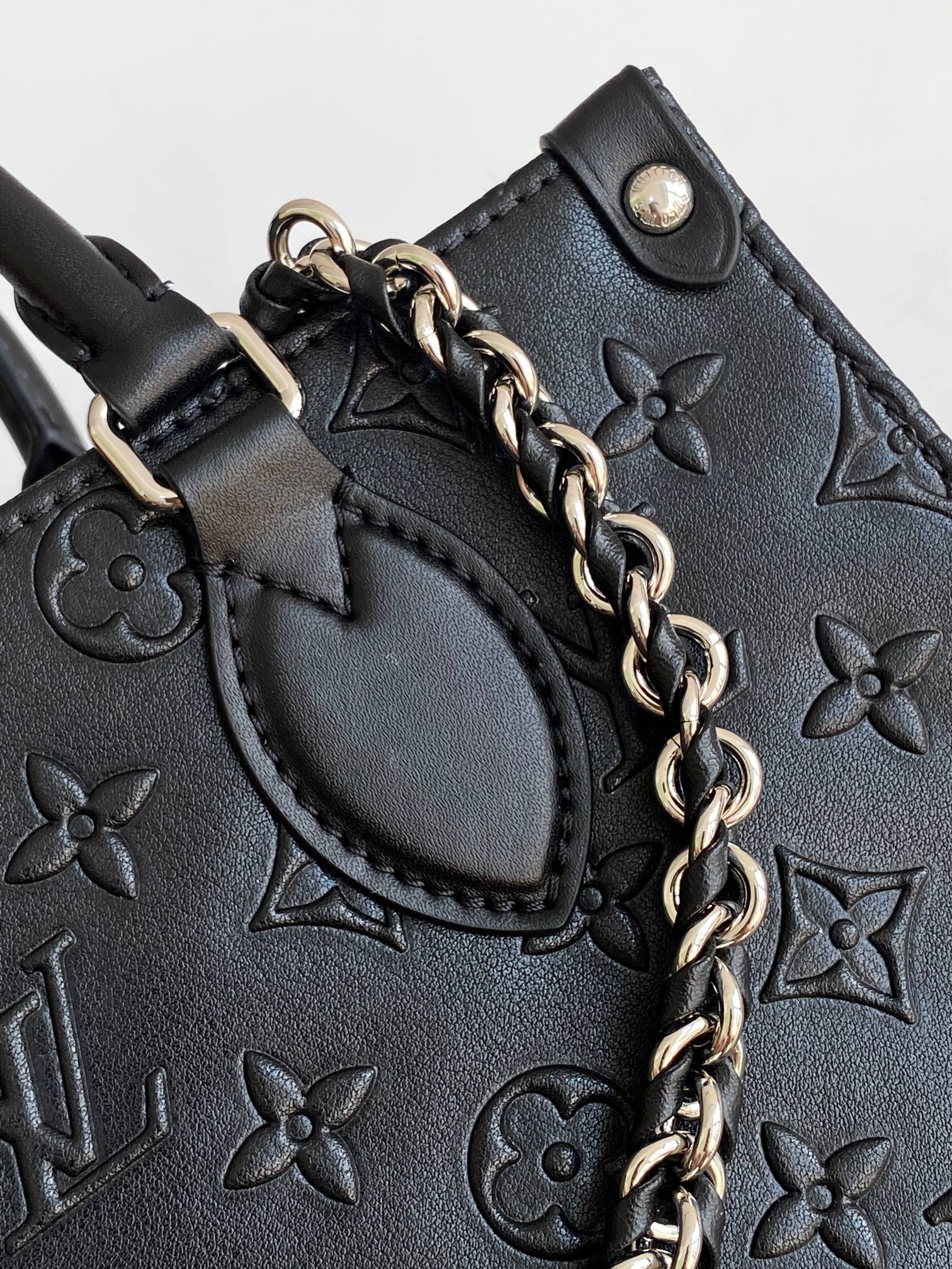 Louis Vuitton bag-207
