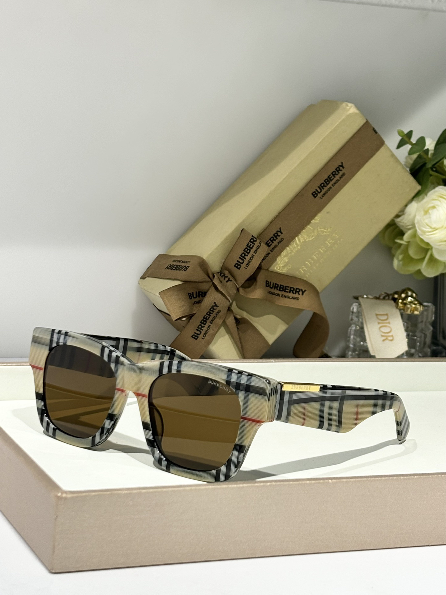 Burberry glasses-68