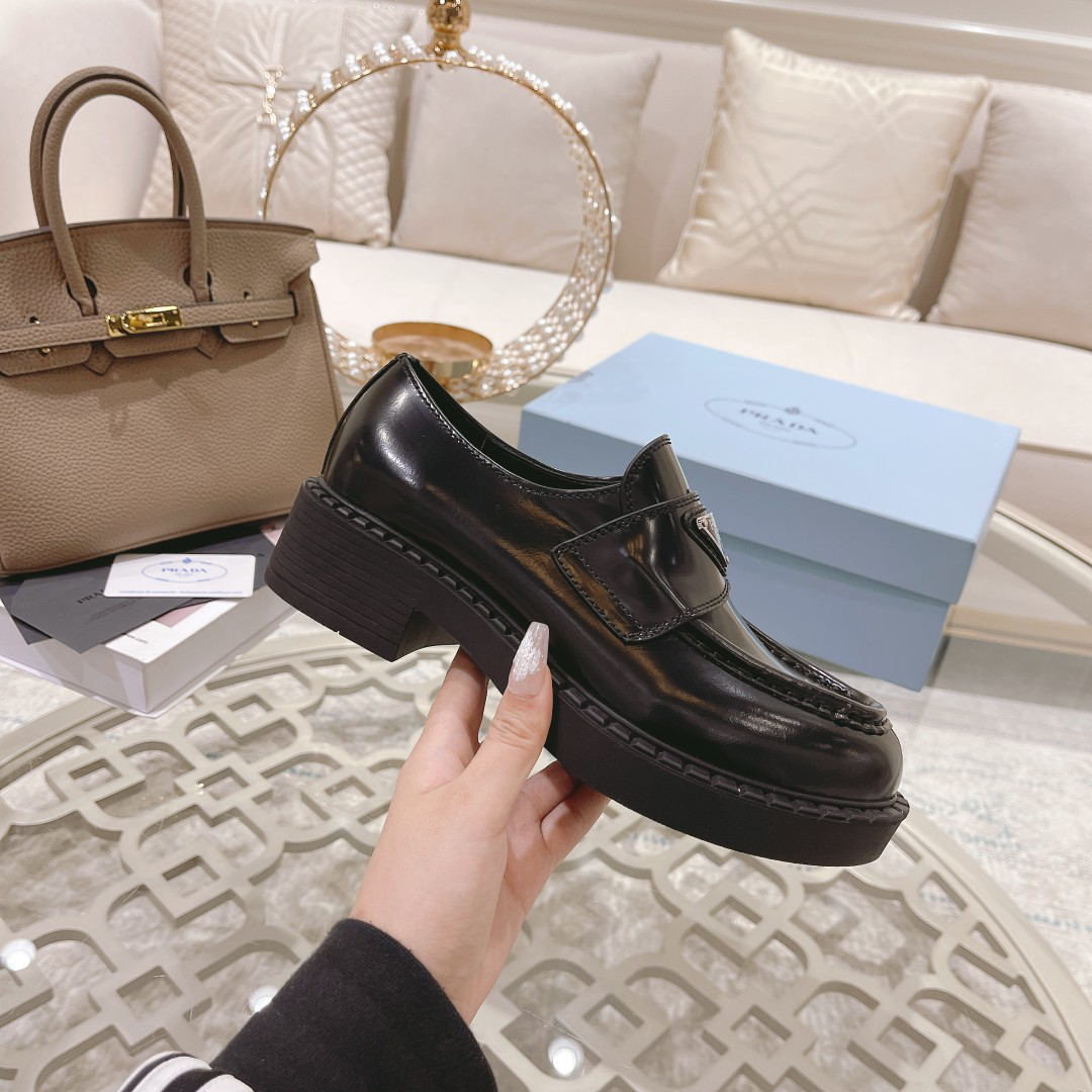 Prada women's leather shoes-24
