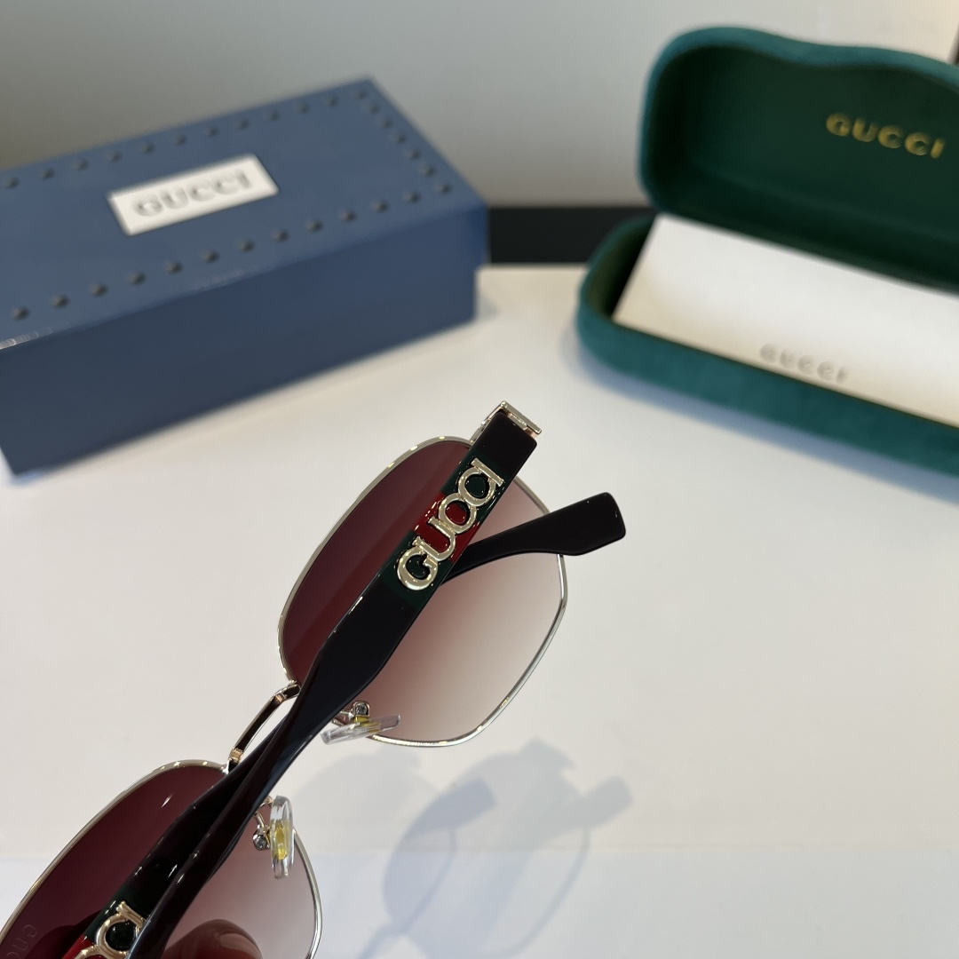 Gucci glasses-44