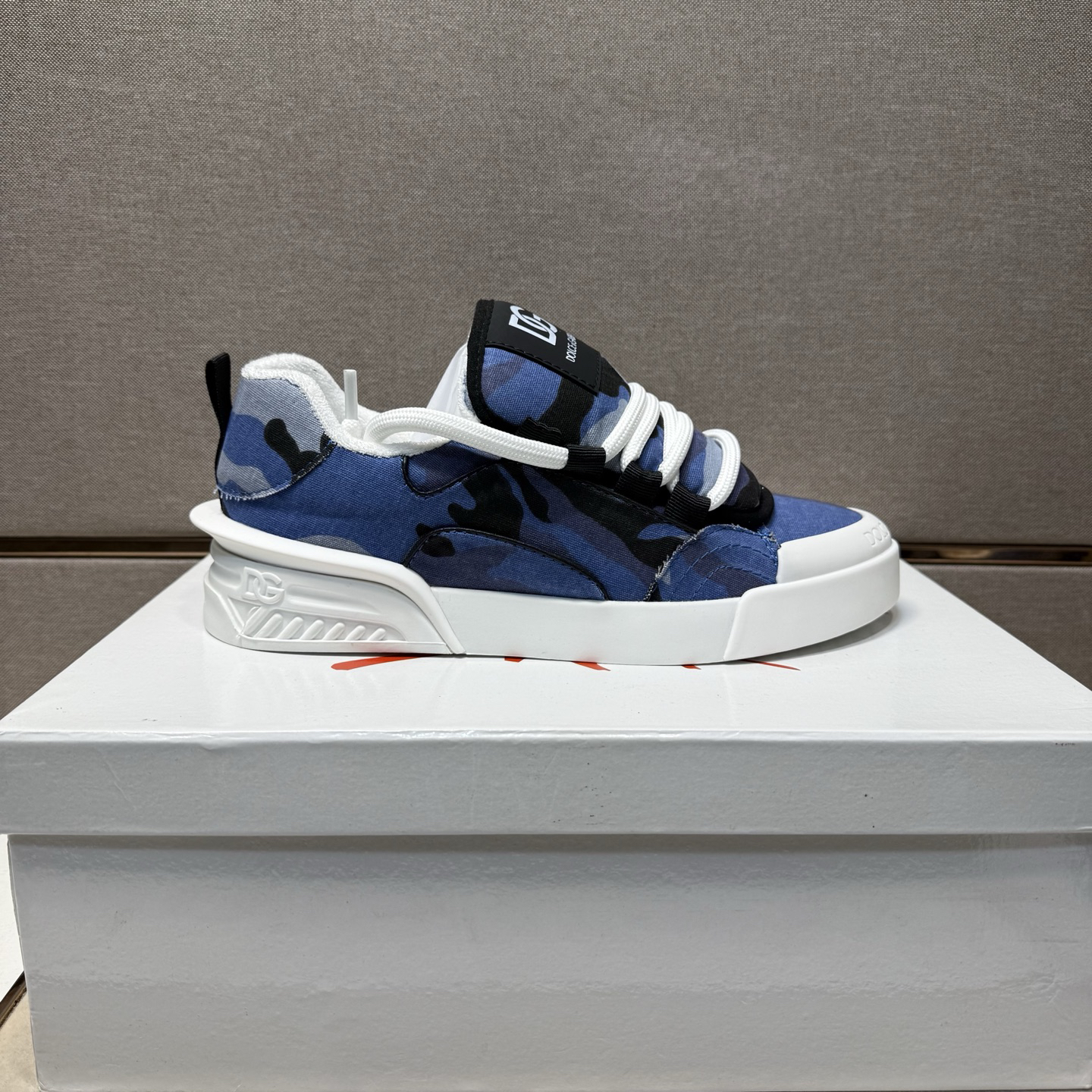 D&G Sneakers-214
