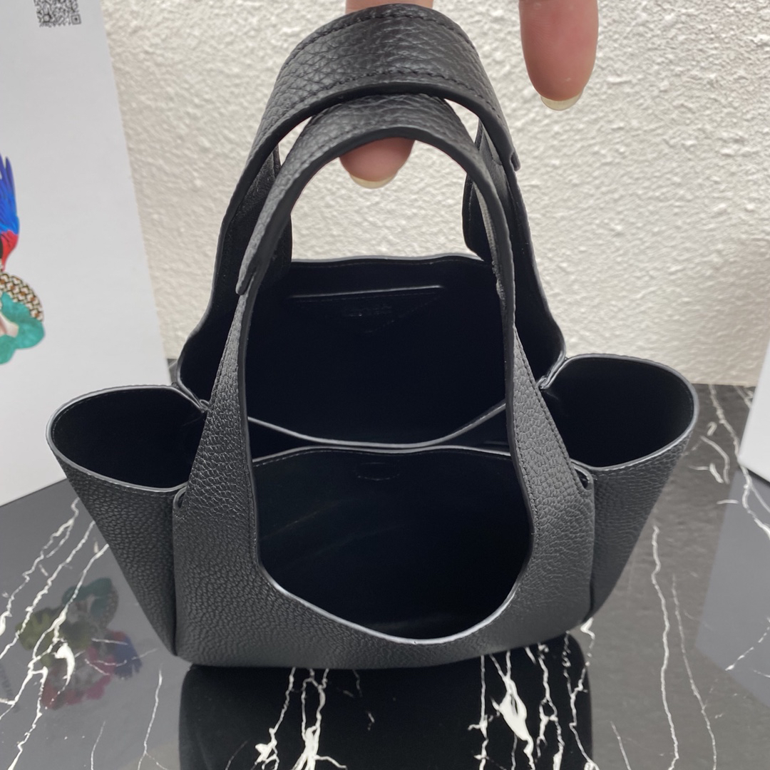 Prada bag-145