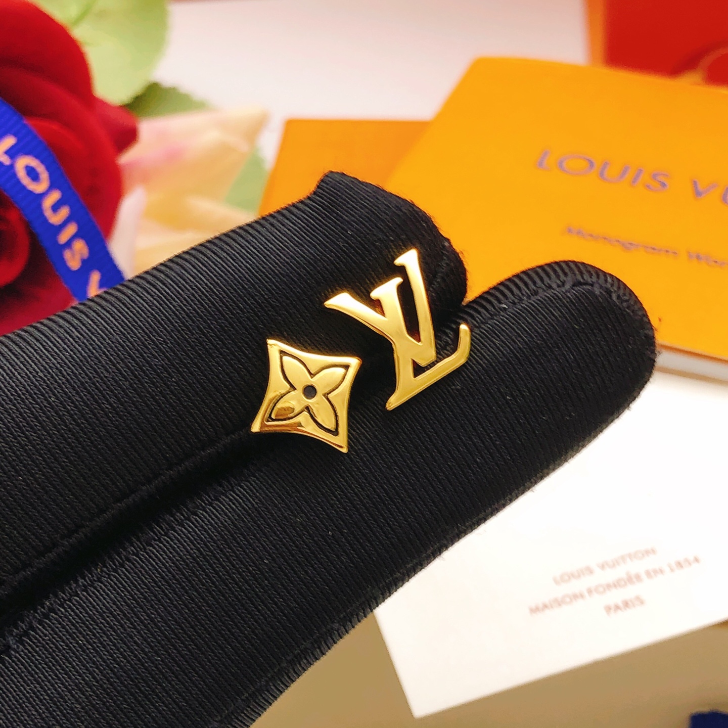 LV earrings-89