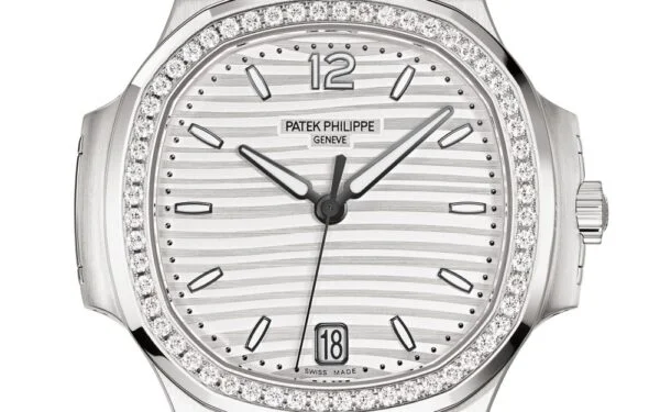 Nautilus 7118/1200A-010 Ladies Automatic 35.2 mm,Steel