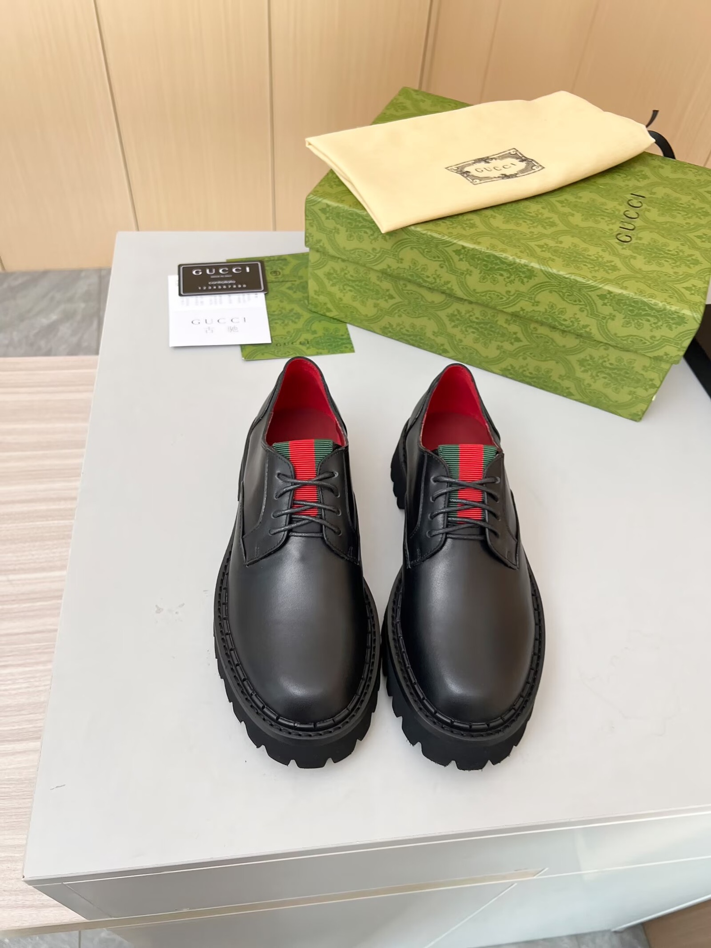 Gucci women's leather shoes-68