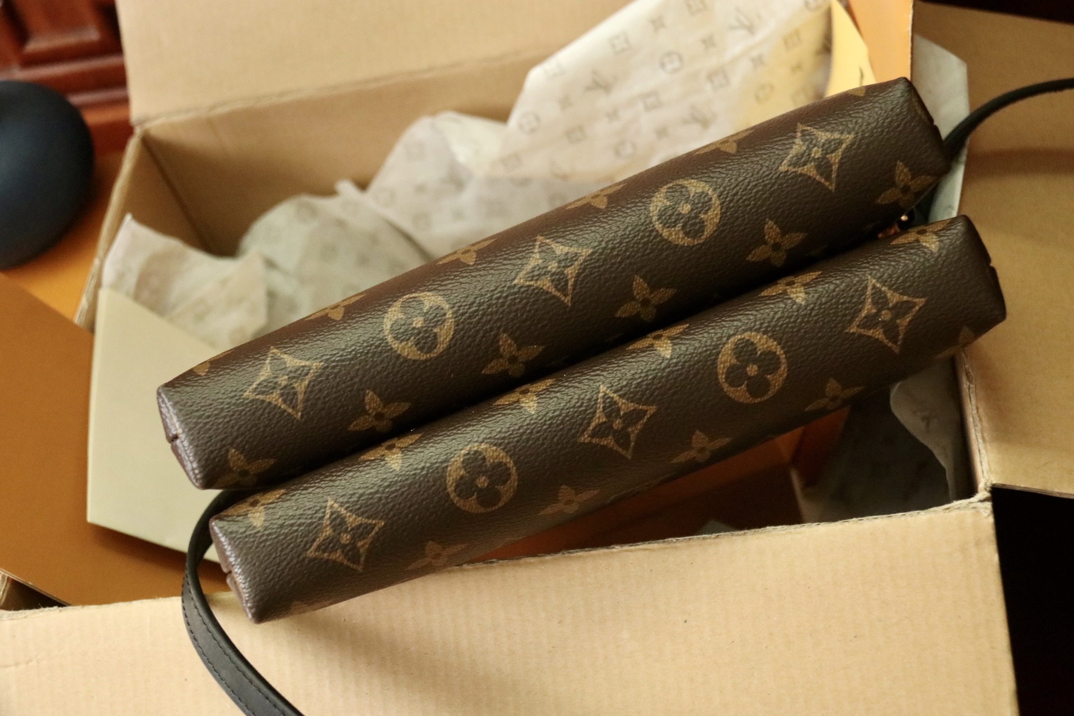 Louis Vuitton bag-194