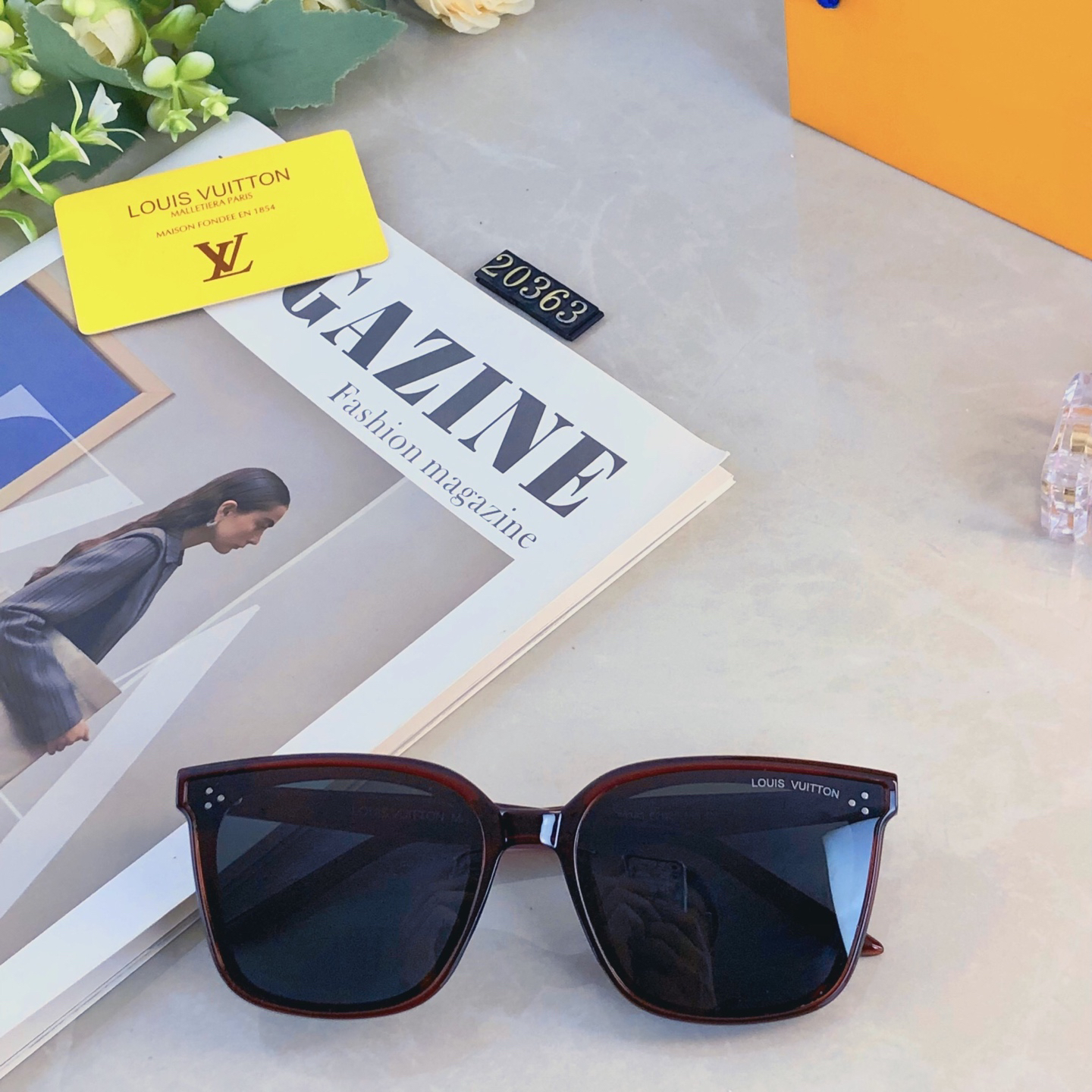 LV glasses-22