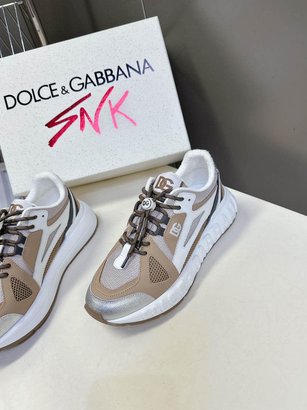 D&G Sneakers-240