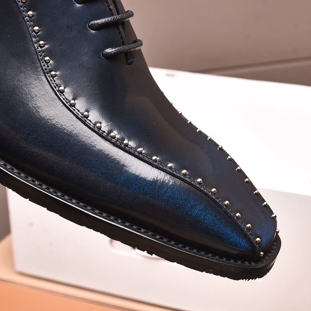 LV men's leather shoes-33