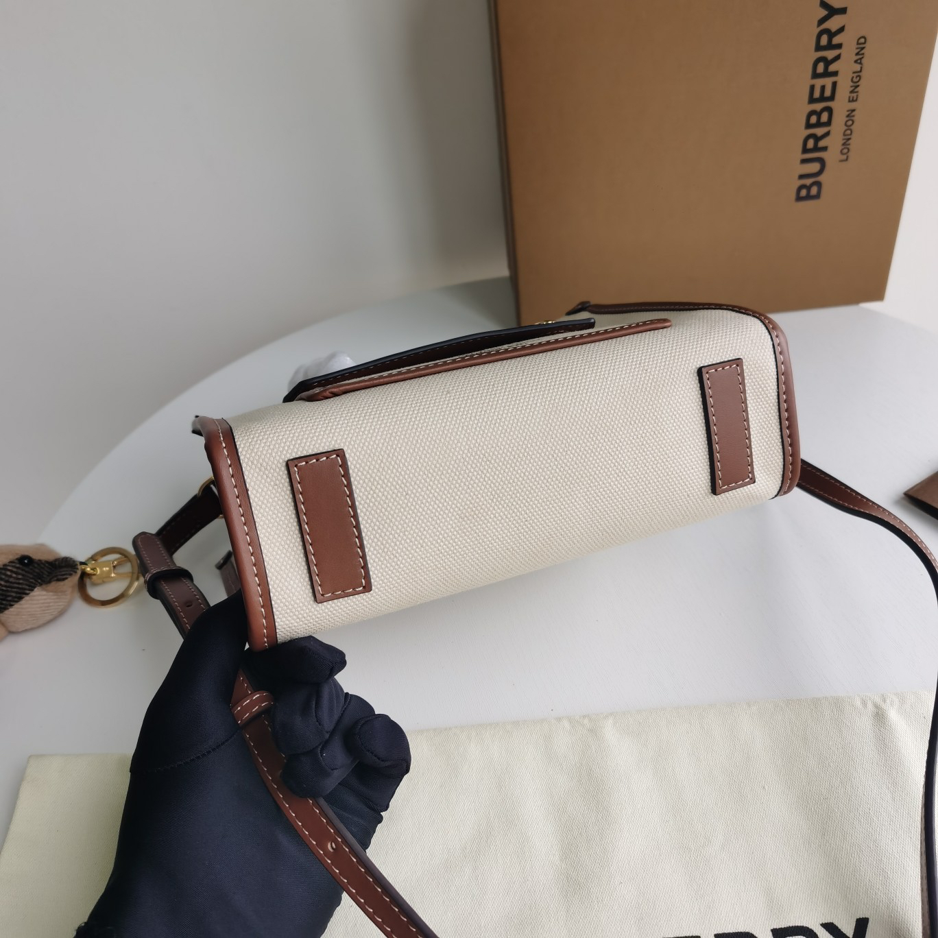 Burberry bag-50