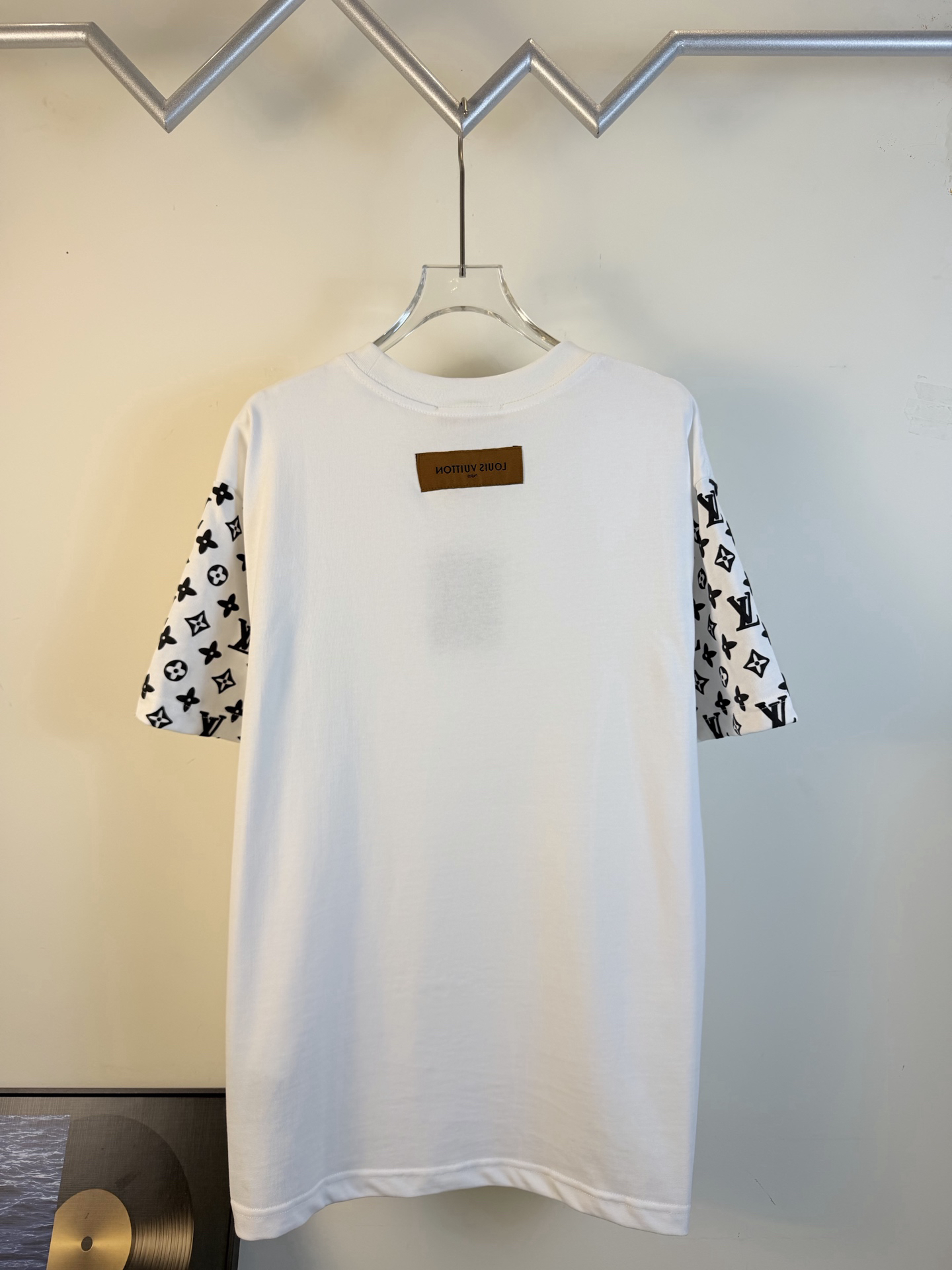 LV clothing-101