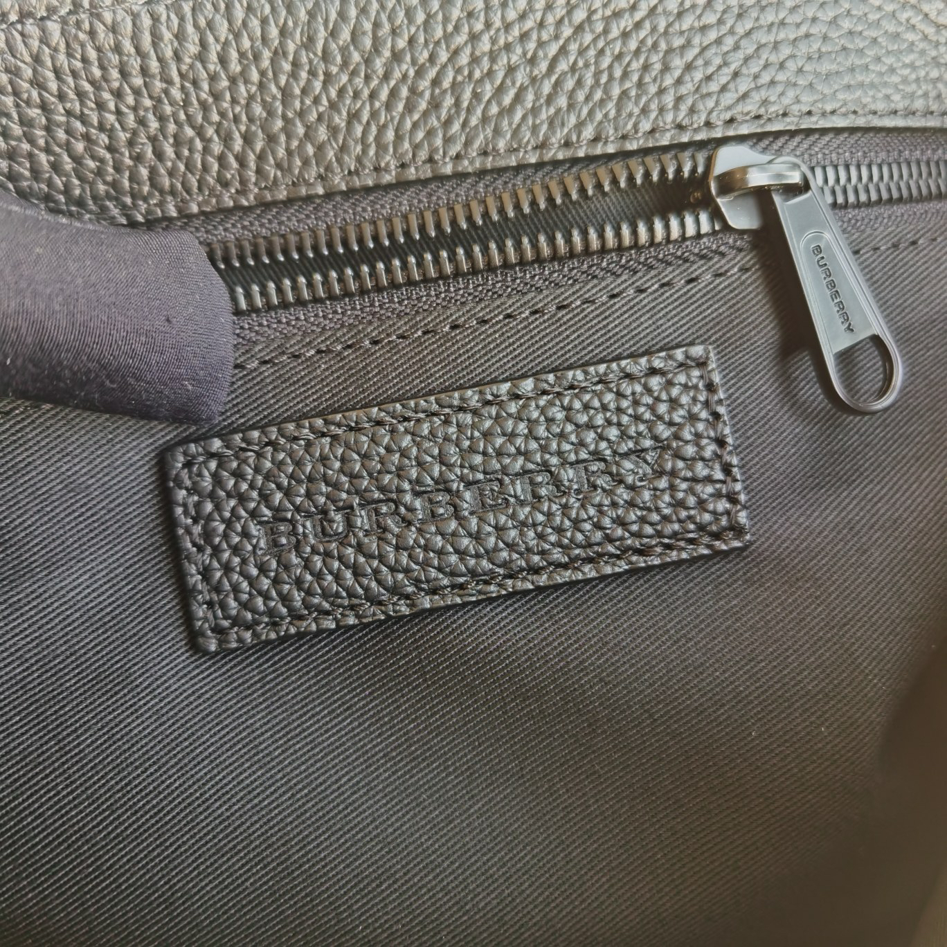 Burberry bag-98