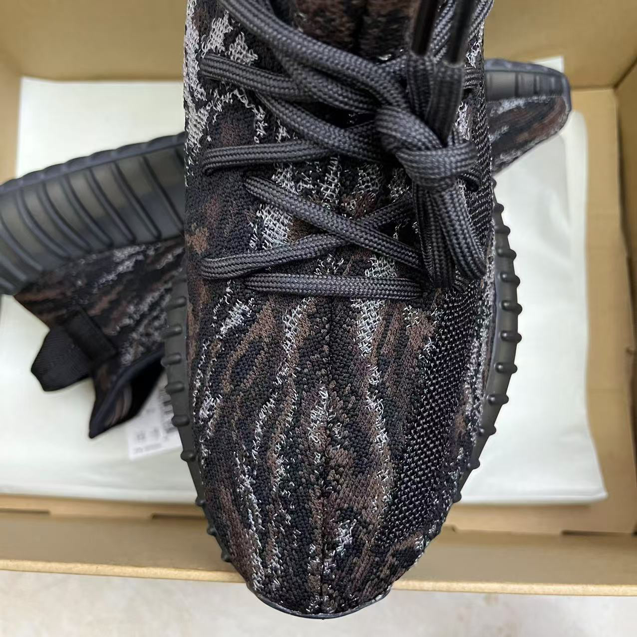 Adidas Sneakers-325