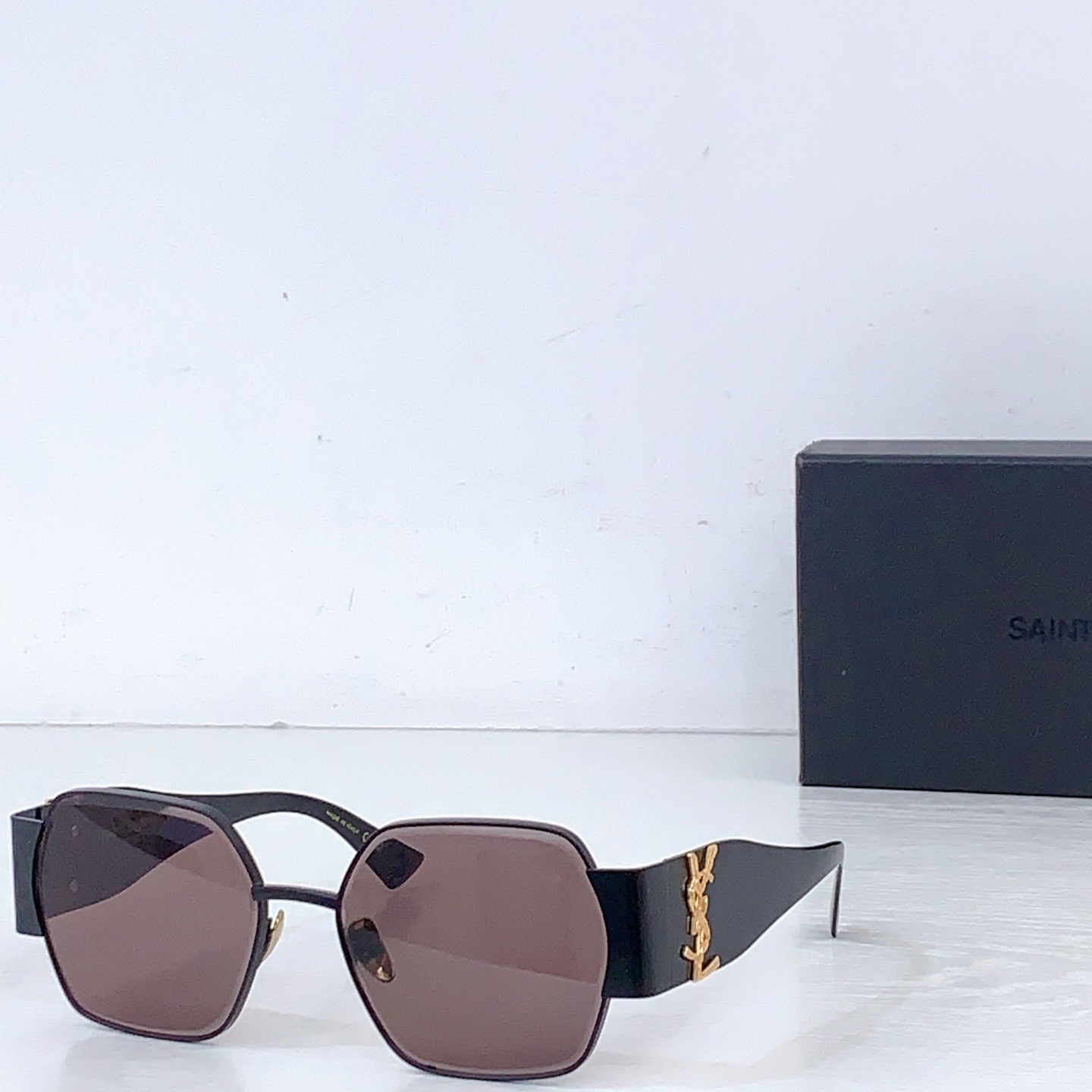 YSL glasses-12
