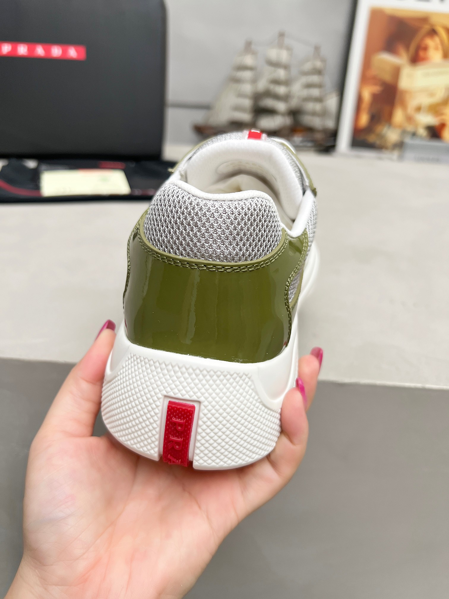 Prada Sneakers-40