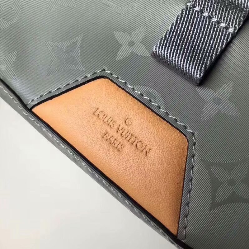 Cheapest Louis Vuitton M43889 Men Messenger PM Monogram Titanium Coated Canvas