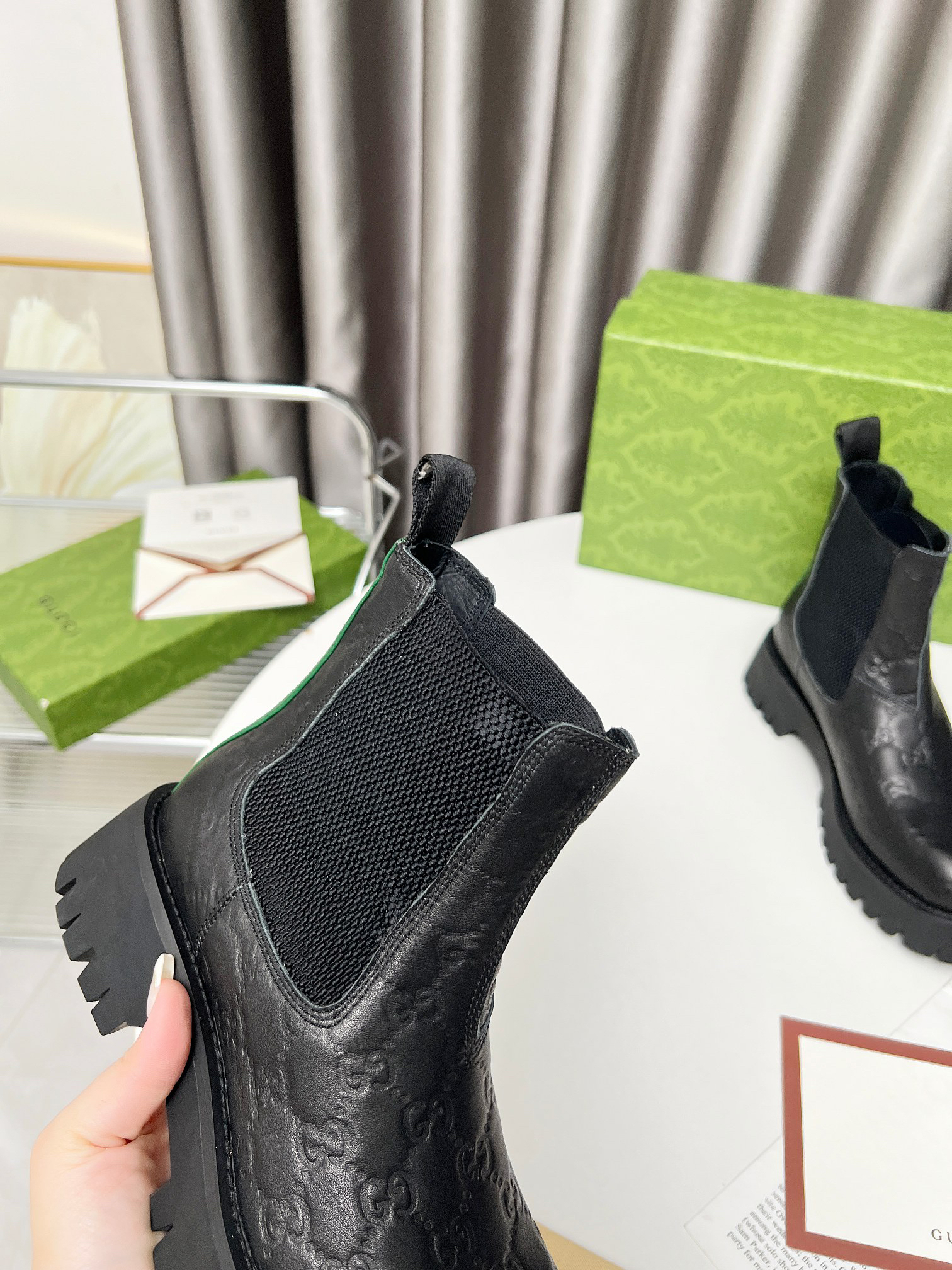 Gucci women's leather shoes-11