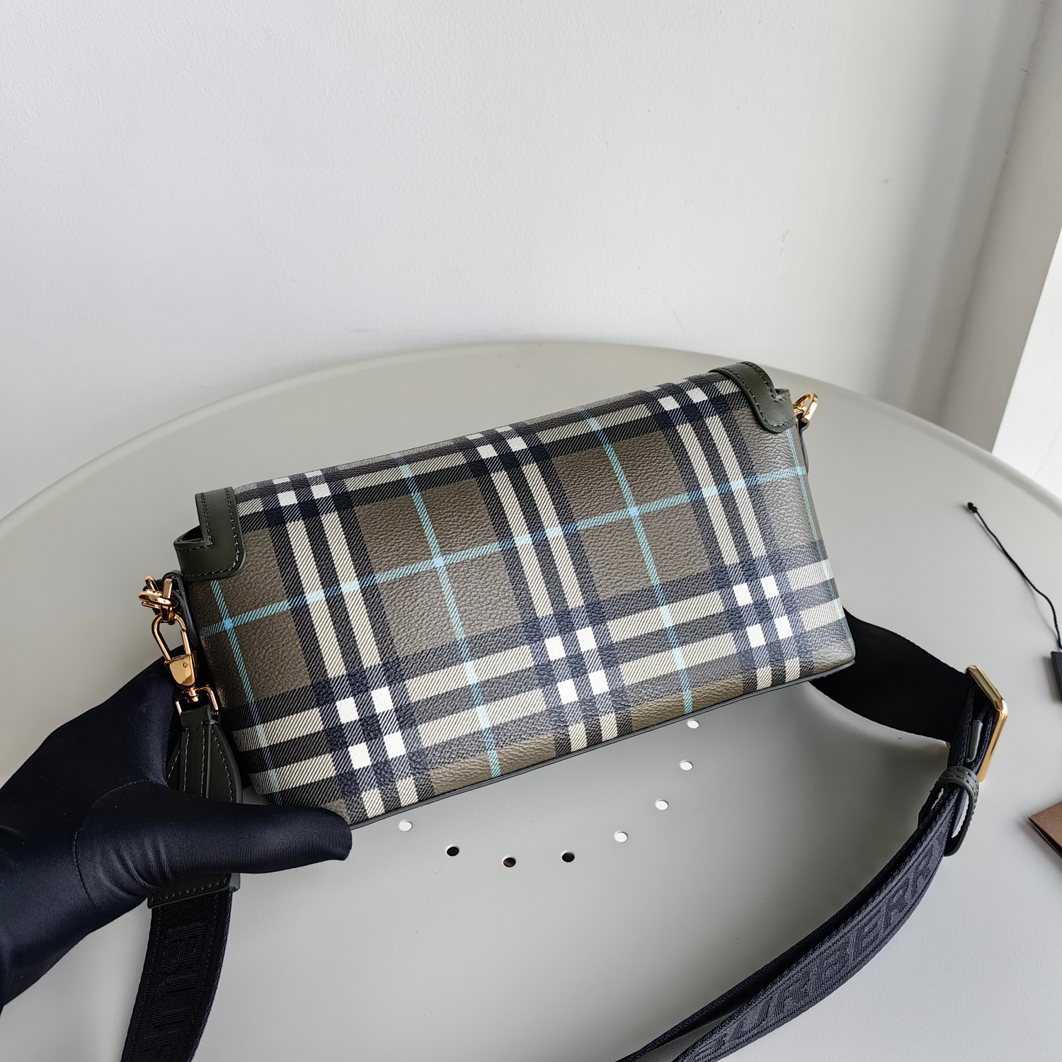 Burberry bag-107