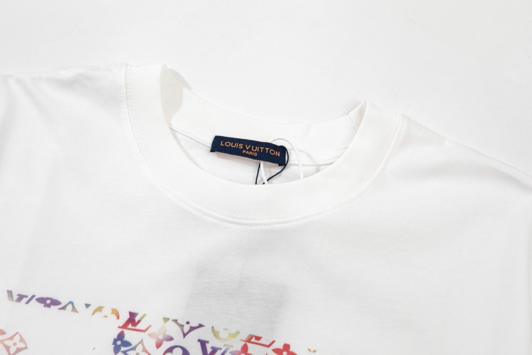 Gucci clothing-90