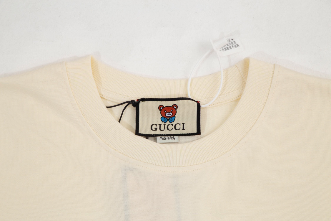 Gucci clothing-52