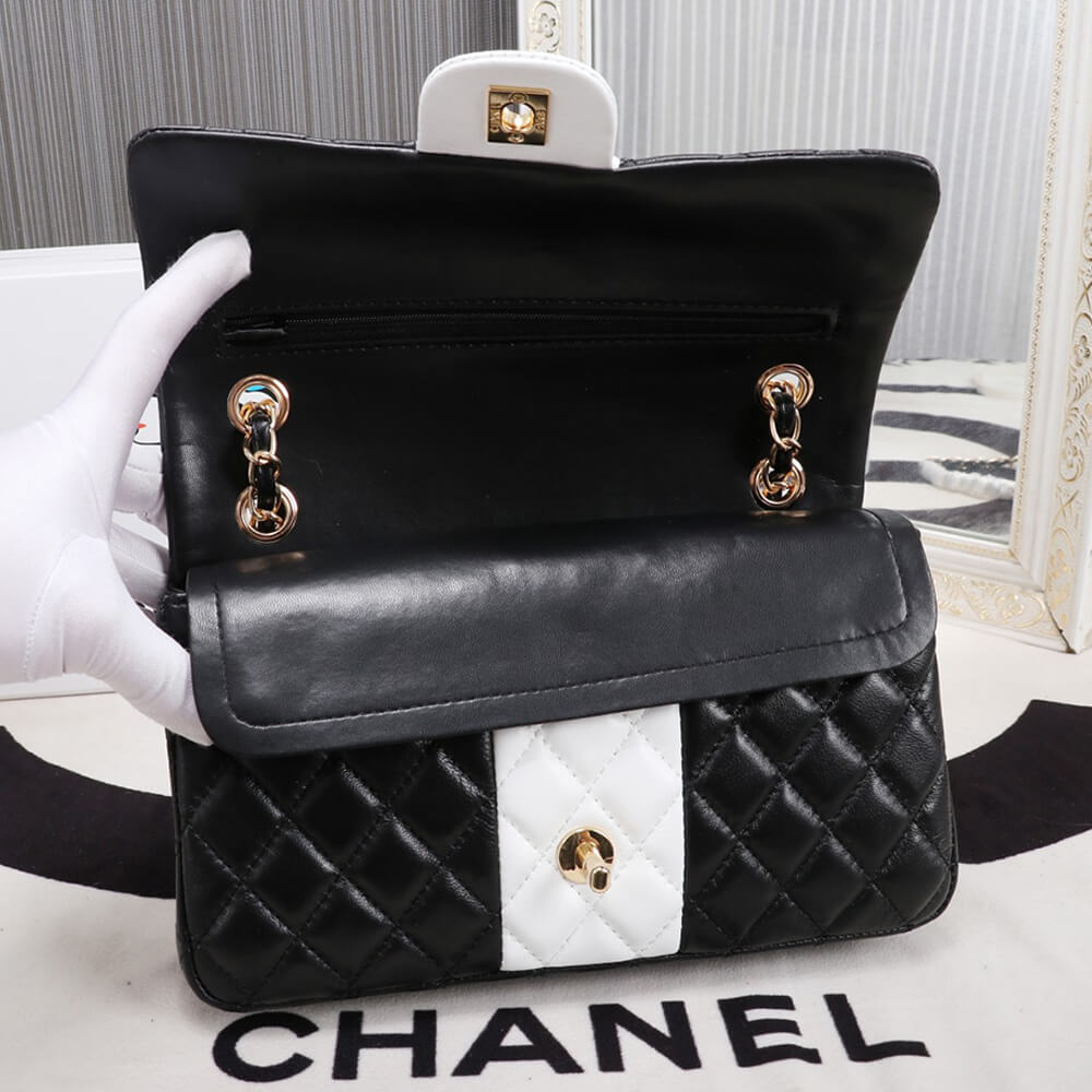 Chanel CLASSIC HANDBAG