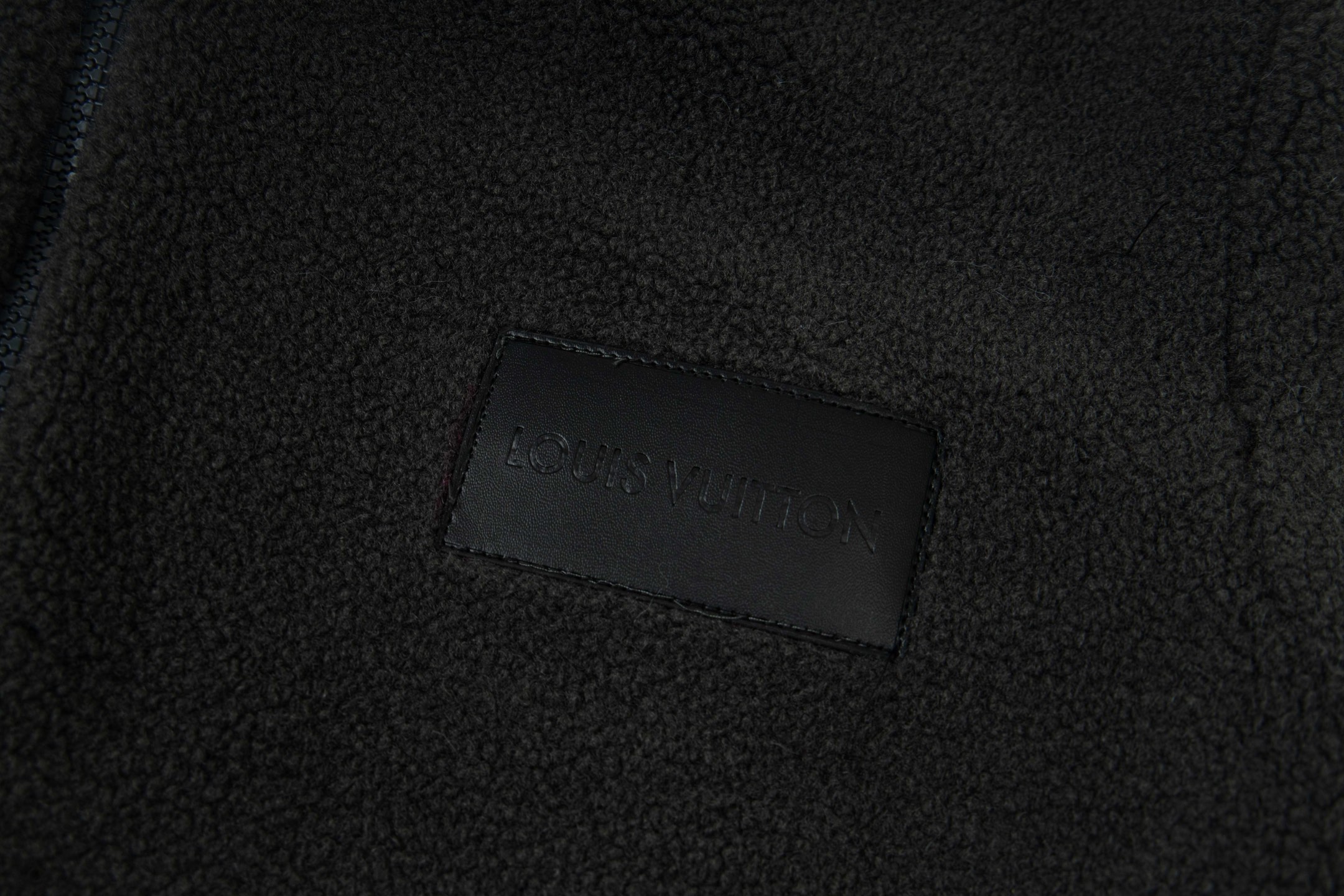 LV Clothing-276