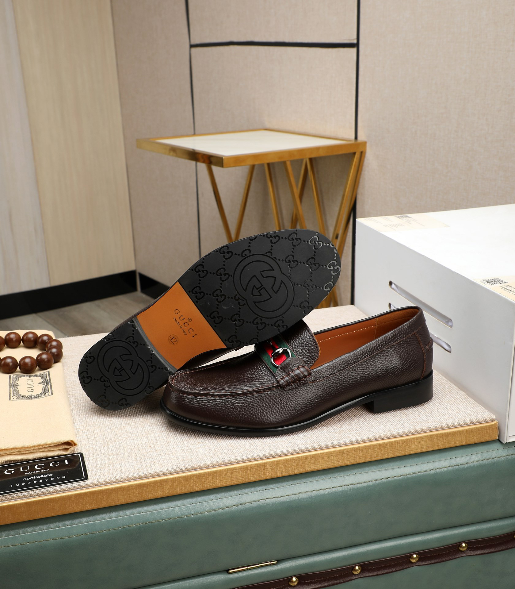 Gucci men's leather shoes-134